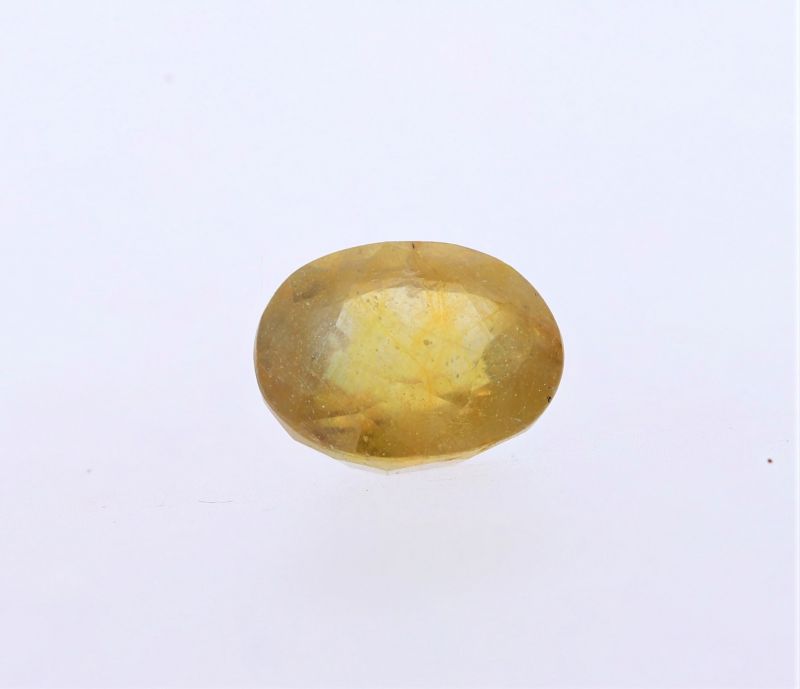 Yellow Sapphire stone  Pukhraj Ratan  4.55 Carat Weight Origin Sri Lanka 131713