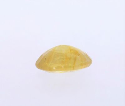 Yellow Sapphire stone  Pukhraj Ratan  4.05 Carat Weight  Origin Sri Lanka 131722