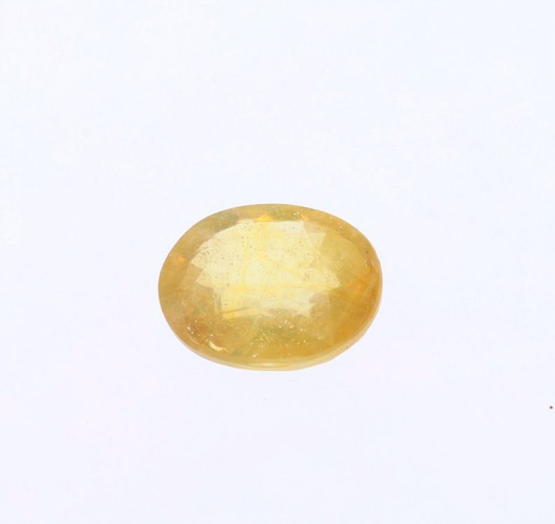 Yellow Sapphire stone  Pukhraj Ratan  3.65 Carat Weight Origin Sri Lanka 131725