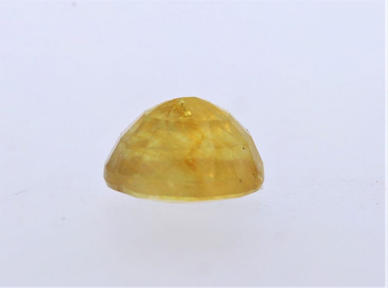 Natural Yellow Sapphire Gemstone  Pukhraj Ratan  3.75 Carat Weight  Origin Sri Lanka 131746