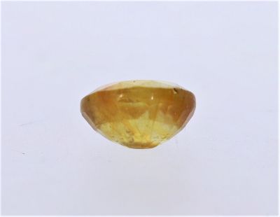 Natural Yellow Sapphire Gemstone  Pukhraj Ratan  4.55 Carat Weight  Origin Sri Lanka 131747