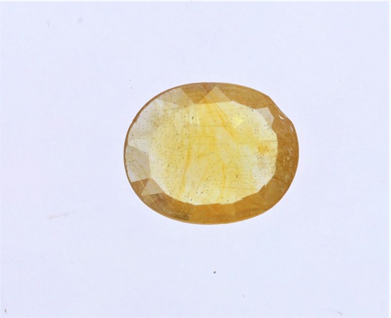 Natural Yellow Sapphire Gemstone  Pukhraj Ratan  4.05 Carat Weight  Origin Sri Lanka 131750