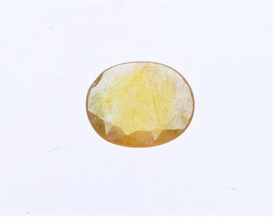 Natural Yellow Sapphire Gemstone  Pukhraj Ratan  4.05 Carat Weight  Origin Sri Lanka 131750