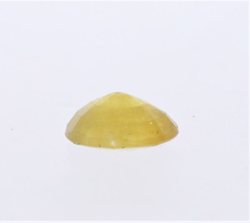 Natural Yellow Sapphire Gemstone  Pukhraj Ratan  3.1 Carat Weight  Origin Sri Lanka 131753