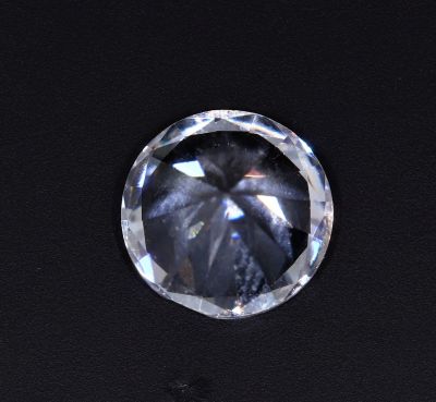 031746 Natural American Diamond Gemstone (White Zircon) - 4.65 Carat Weight - Origin USA