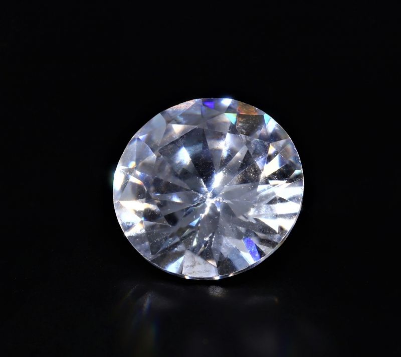 031748 Natural American Diamond Gemstone (White Zircon) - 6.00 Carat Weight - Origin USA