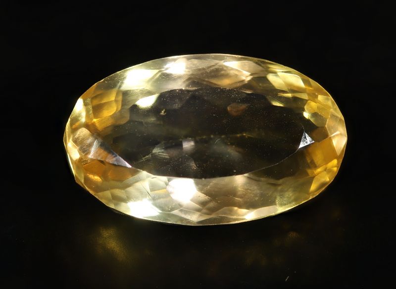 392004 Golden Topaz stone (Citrine/Sunehla) - 13.00 Carat Weight - Origin India