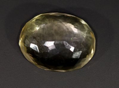 392005 Golden Topaz stone (Citrine/Sunehla) - 15.00 Carat Weight - Origin India