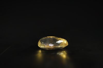 392010 Original Golden Topaz stone (Citrine/Sunehla) - 9.00 Carat Weight - Origin India