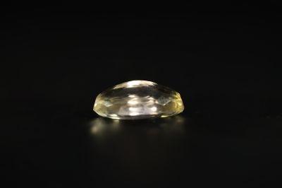 392013 Original Golden Topaz stone (Citrine/Sunehla) - 11.00 Carat Weight - Origin India