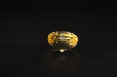 392015 Original Golden Topaz stone (Citrine/Sunehla) - 13.0 Carat Weight - Origin India