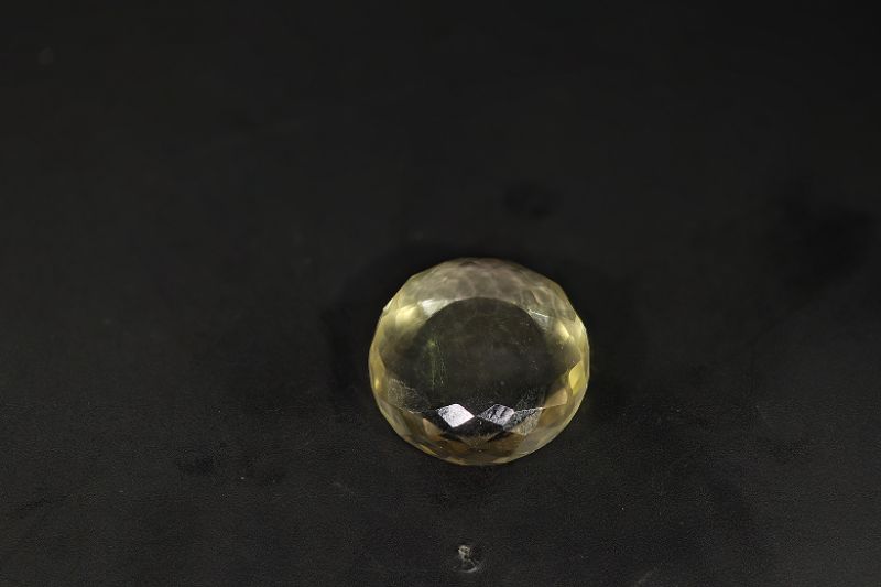 392031 Original Golden Topaz stone (Citrine/Sunehla) - 10.00Carat Weight - Origin India