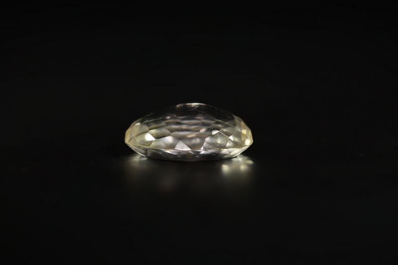 392035 Original Golden Topaz stone (Citrine/Sunehla) - 12.00 Carat Weight - Origin India