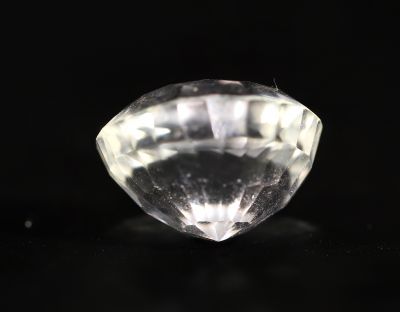 392037 Golden Topaz stone (Citrine/Sunehla) - 10.50 Carat Weight - Origin India