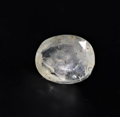 Yellow Sapphire Gemstone - Pukhraj Ratan - 4.25 Carat Weight - Thailand Origin