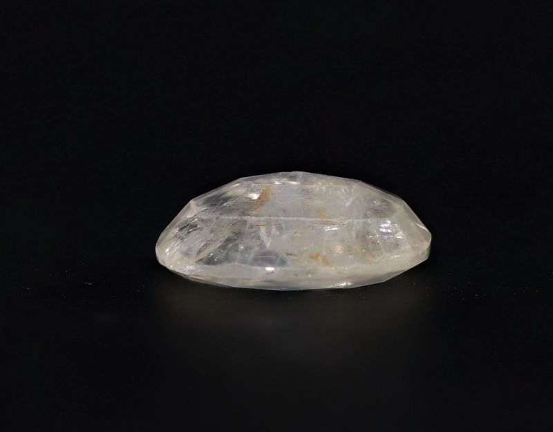 Original Yellow Sapphire Gemstone  Pukhraj  4 Carat Weight  Origin Sri Lanka 722042