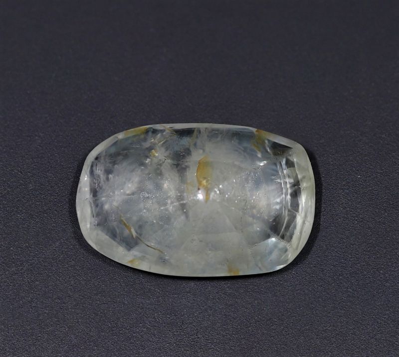 Yellow Sapphire Gemstone  Pukhraj Ratan  4.5 Carat Weight  Origin Sri Lanka 722056