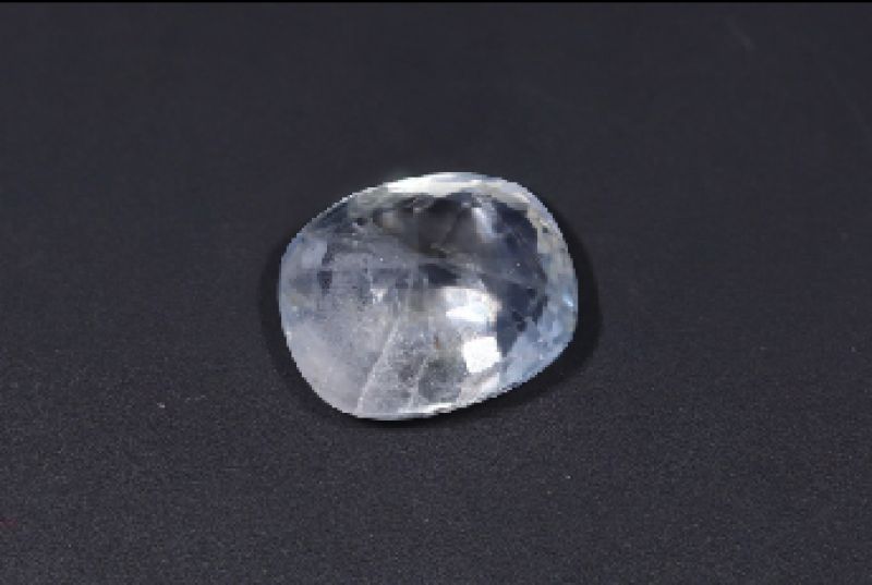Natural Yellow Sapphire Gemstone  Pukhraj 3.5 Carat Weight  Origin Sri Lanka 722057