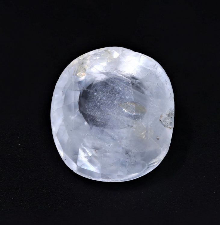 Natural Yellow Sapphire Gemstone  Pukhraj  4.25 Carat Weight  Origin Sri Lanka 722069