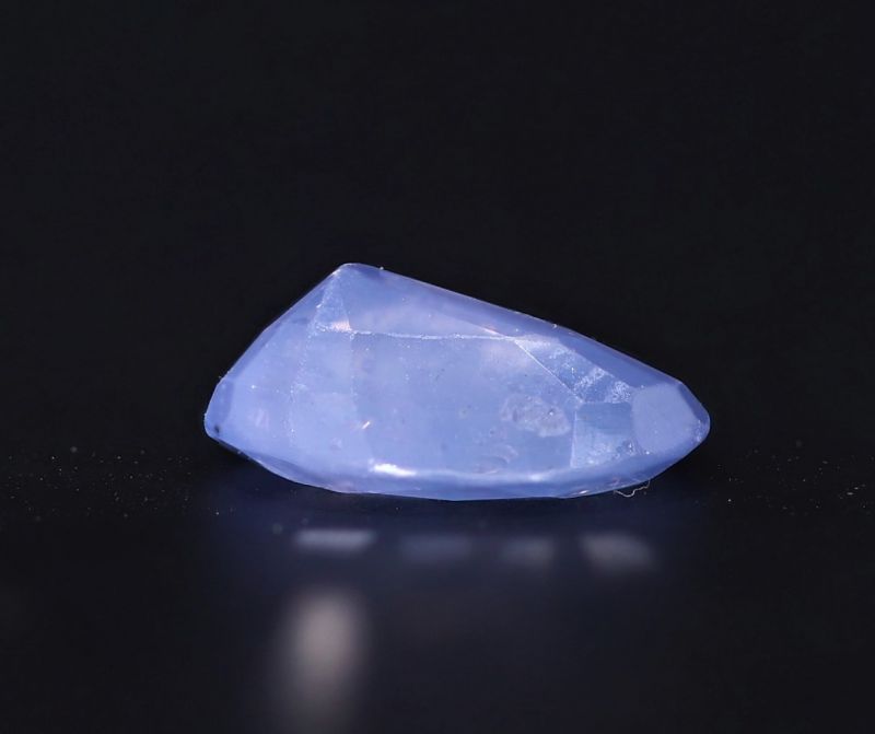 882026 Blue Sapphire stone (Neelam) -3.50 Carat Weight - Origin Sri Lanka
