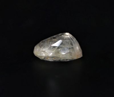 Original Yellow Sapphire Gemstone  Pukhraj  5.25 Carat Weight  Origin Sri Lanka 722039