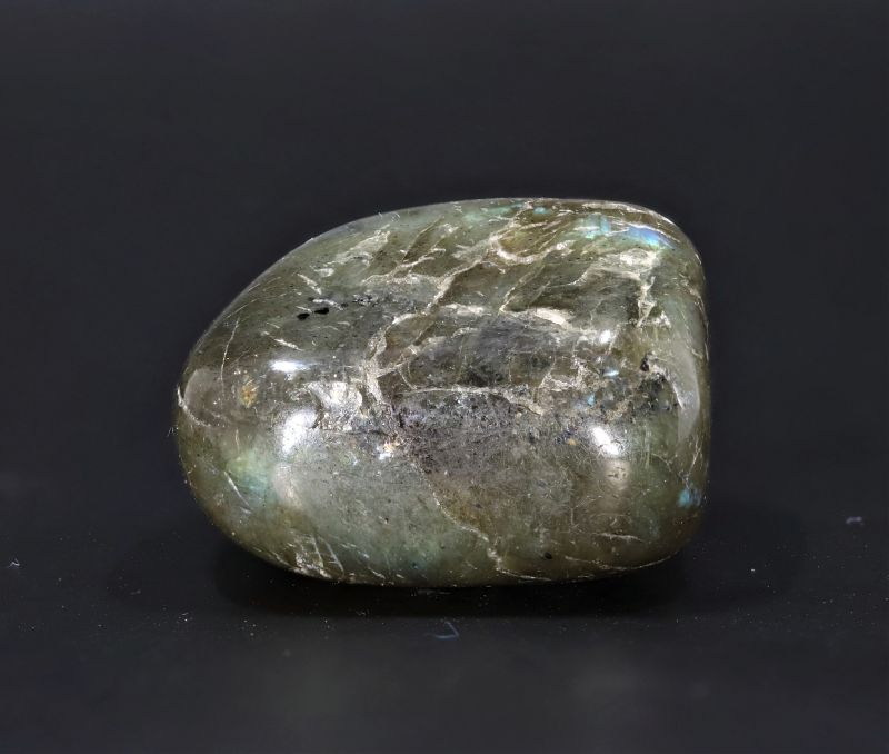 962004-Certified-Labradorite Stone-69.25-Carat Weight-Origin Australia