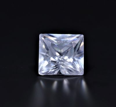 872031 American Diamond stone (White Zircon) - 21.50 Carat Weight - Origin USA
