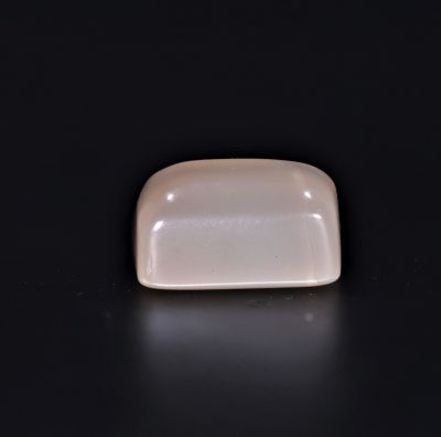 431725 Natural Moon Stone (Chandrakant Mani) 15.75 Carat Weight Origin Shri Lanka