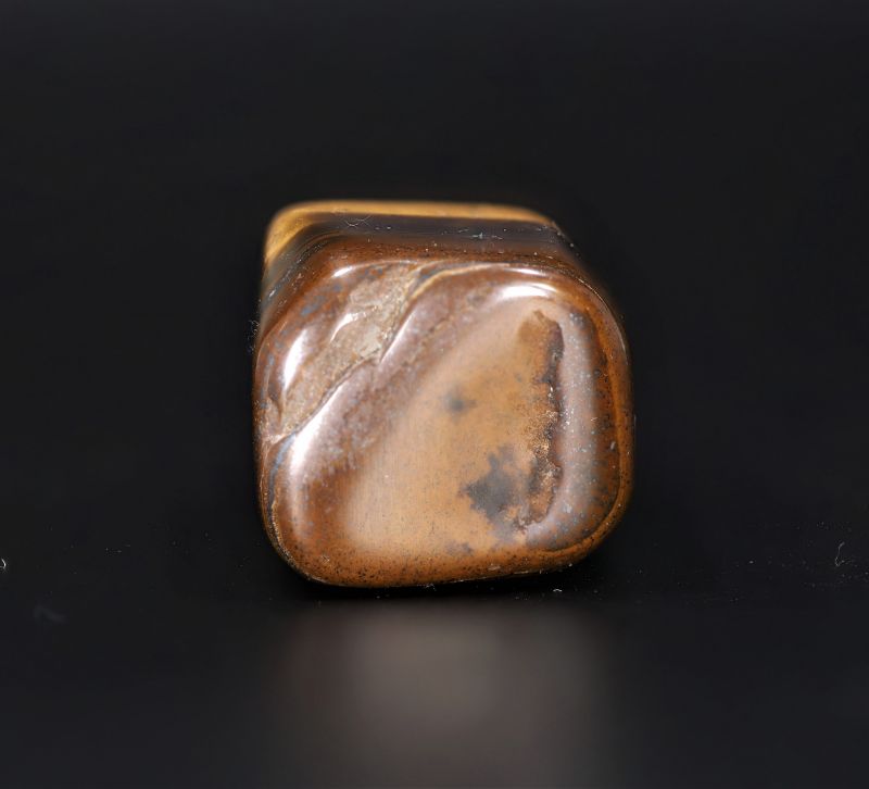 551203 Original Tiger Stone 60.5-Carat Weight-Origin India
