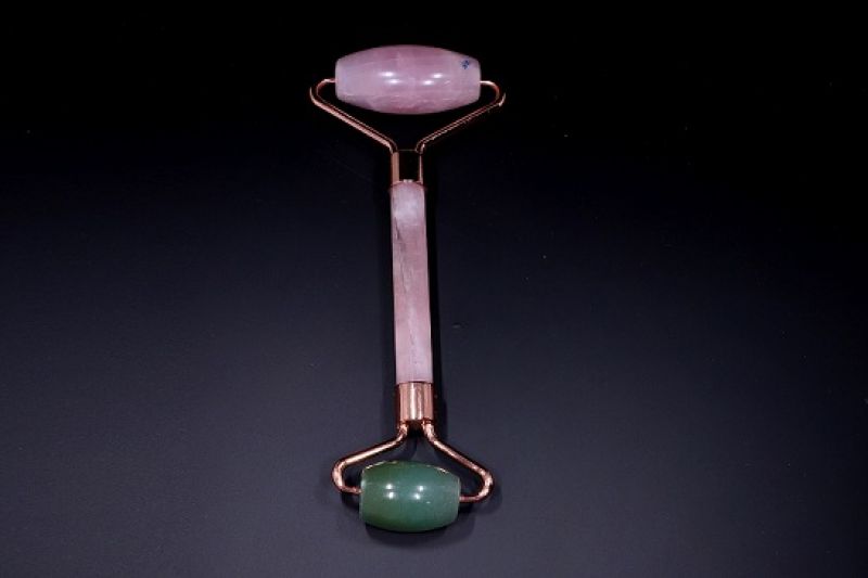 Natural Rose Jade Roller-RPJR202011