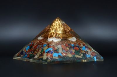Multi Stone+Gomti Chakra Yantra+Shree Yantra+ ORG Pyramid 02-SJRER_PS_126