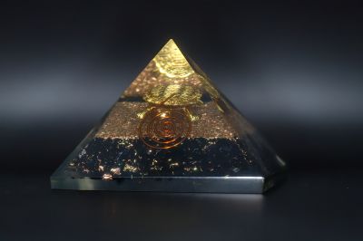 Black Agate+Kachuya yantra+ ORA Pyramid-SJRER_PS_128