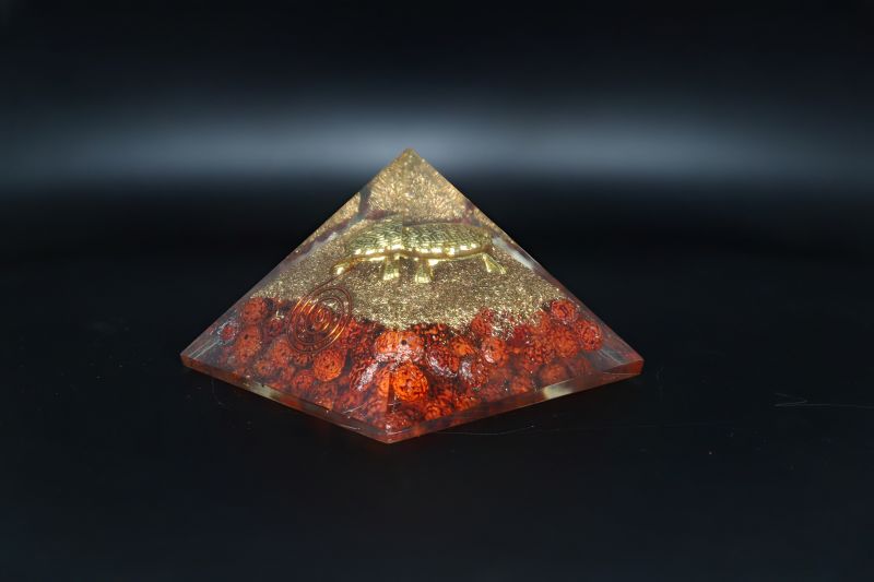 Rudraksh+kuchava+Ashtadhatu+Layer+ORA+Pyramid-SJRER_PS_138